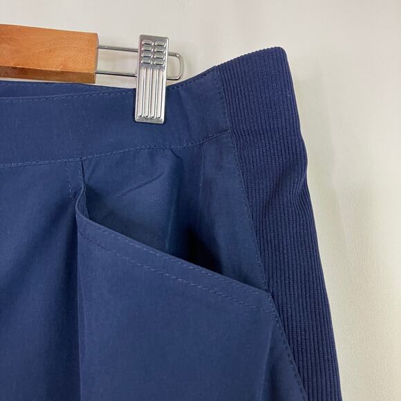 Zenergy by Chicos | Navy Windbreaker Material Pants Polyester Blend Chico 1/US 8 - Picture 6 of 8